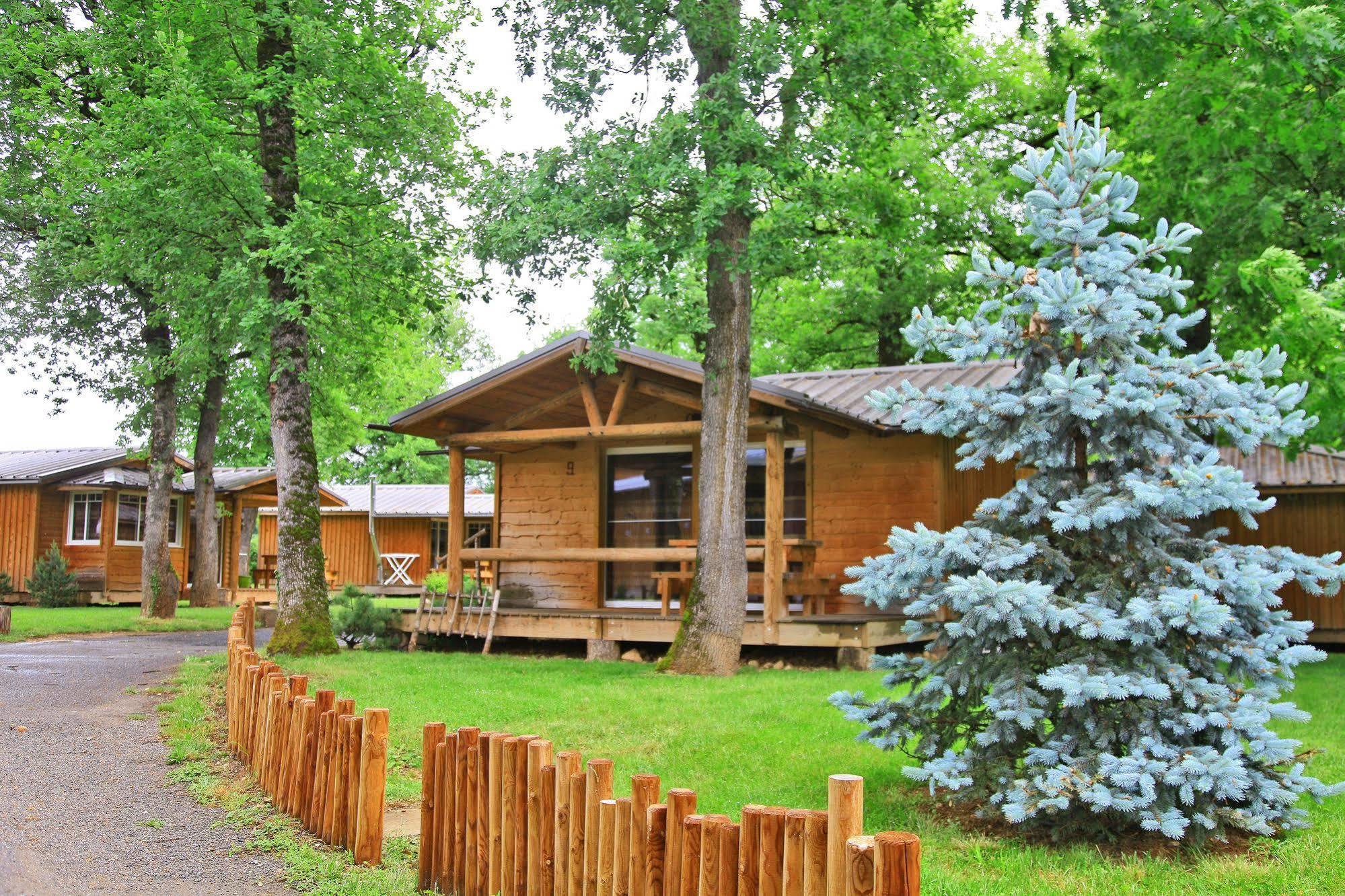 Albirondack Camping Lodge & Spa Dış mekan fotoğraf